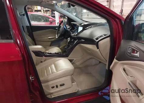 2015 Ford Escape Titanium z USA, uszkodzony, nr VIN 1FMCU9JX0FUC02187